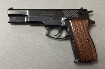 Pistole samonabíjecí Luger M90, 9mm Luger